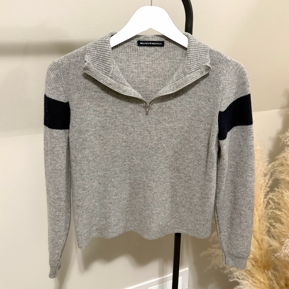 🤍 Brandy Melville Ribbed Quarter Zip Sweater – Grey w/ Stripe Detail